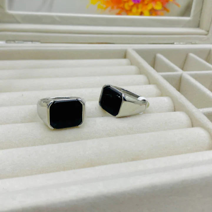 ELEGENT BLACK RING